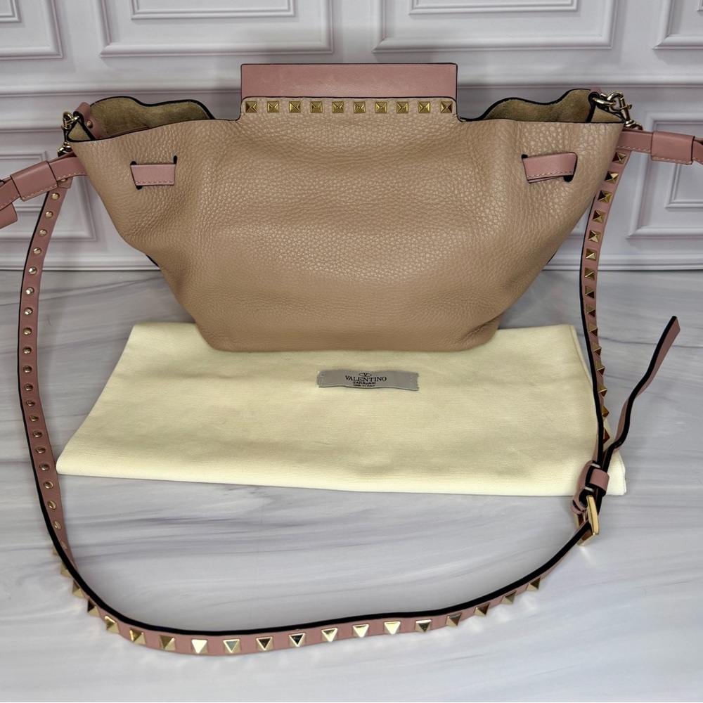 Valentino Garavani Rockstud Beige & Pink Crossbody Bag | Leather | Gold Studs - Picture 3 of 8